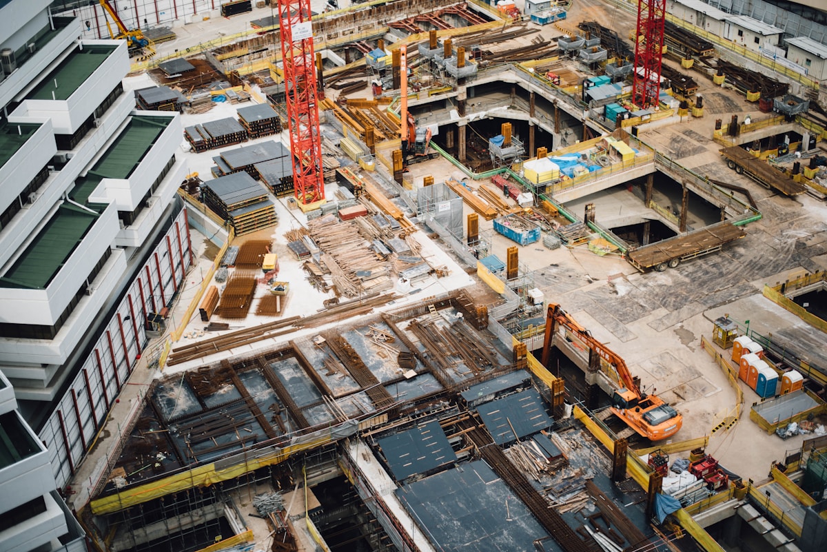 Commercial Complexes & Malls
